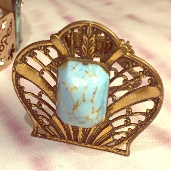 Vintage Jewelry - Art Deco Gatsby 1930’s Turquoise pin clip brooch